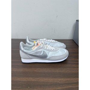 Nike WMNS Waffle Trainer 2 DA8291-101 - Size 8.5